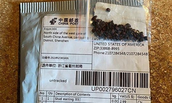 Bưu phẩm gồm các hạt giống lạ được gửi từ Thâm Quyến, Trung Quốc, tới một gia đình ở Florida, Mỹ
